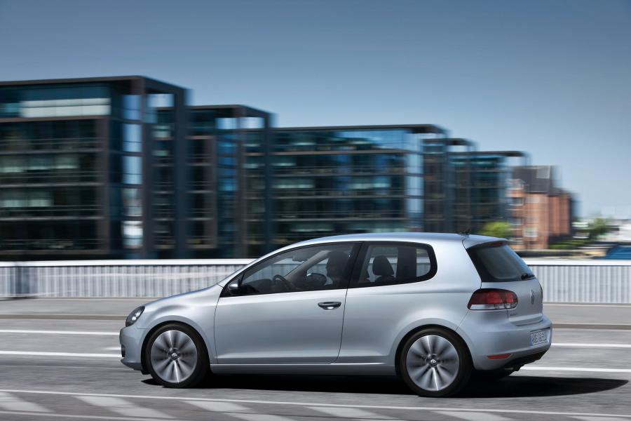  Volkswagen Golf 2008 года  (фото 13 из 126)